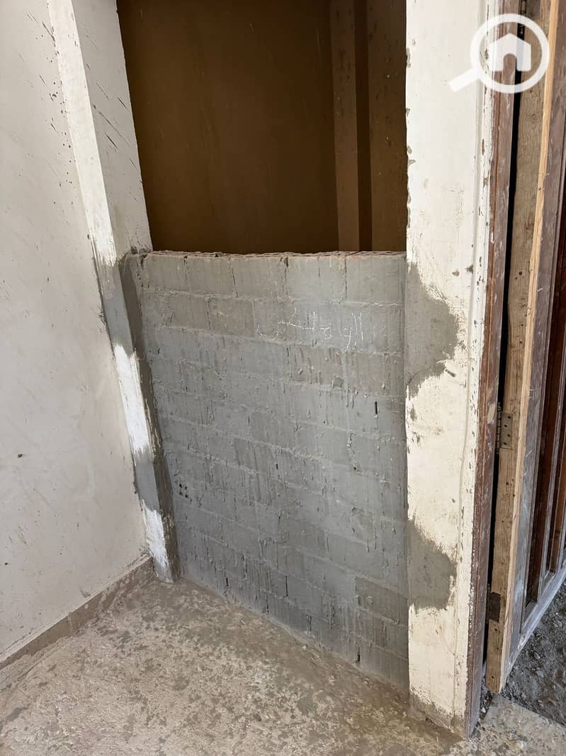 11 e2746bc1-e584-4f29-81e4-a29f971f2774. jpg