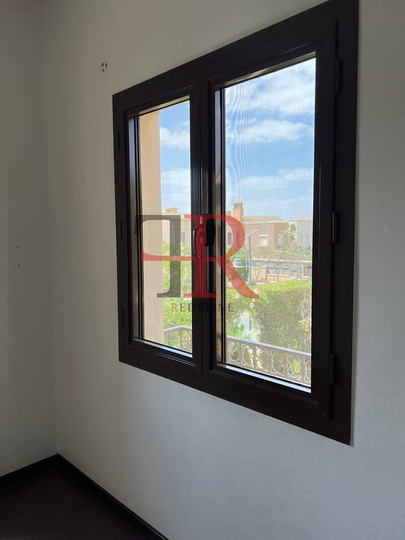 4 WhatsApp Image 2025-12-06 at 1.51. 27 PM (1). jpeg