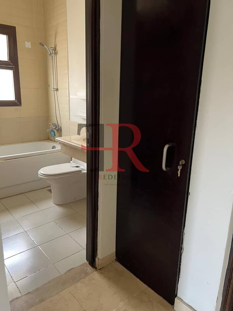 8 WhatsApp Image 2025-12-06 at 1.51. 29 PM (2). jpeg