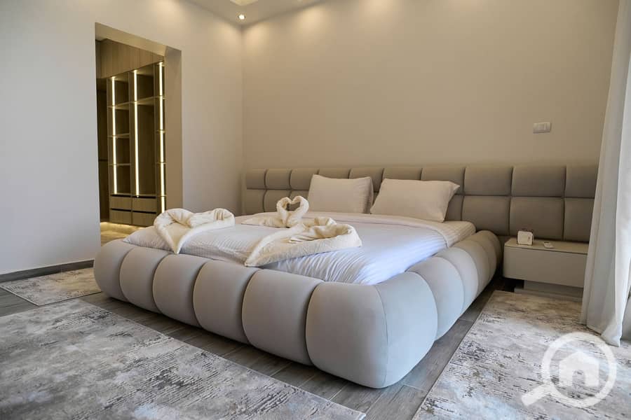 6 WhatsApp Image 2025-12-07 at 11.10. 07 AM. jpeg