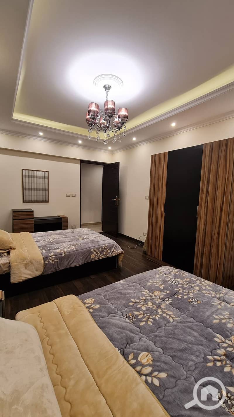 4 WhatsApp Image 2025-12-07 at 11.17. 07. jpeg