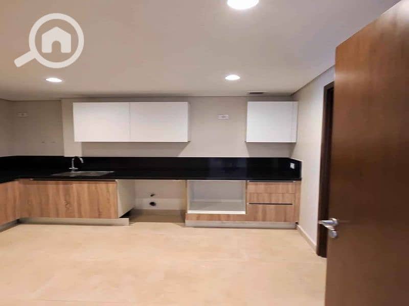 4 472057441_1539491560044132_4611941425563920403_n_800x600. jpg