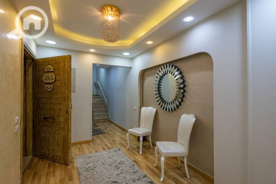 8 WhatsApp Image 2025-12-06 at 10.03. 39 PM (1). jpeg