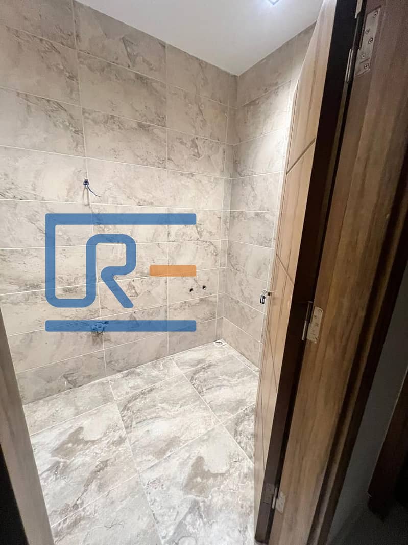 5 WhatsApp Image 2025-12-06 at 1.31. 26 PM (1). jpeg