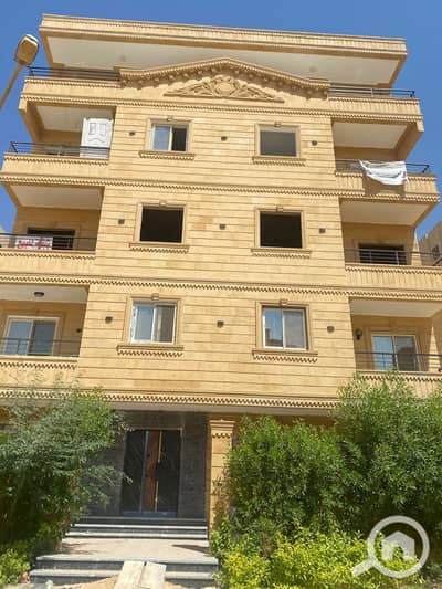 فلیٹ 3 غرف نوم للبيع في حدائق اكتوبر، الجيزة - IMG-20250915-WA0043(1). jpg