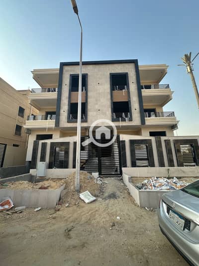 فلیٹ 4 غرف نوم للبيع في القاهرة الجديدة، القاهرة - 695afba3-55b6-4090-8eed-77ff45b634d4. jpeg