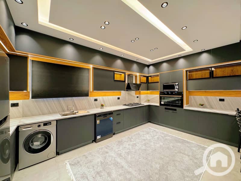 13 IMG-20251203-WA0011. jpg