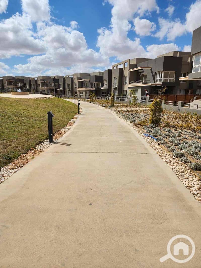 14 c6277e0b-86dd-4914-a067-9e66560686d2. jpg