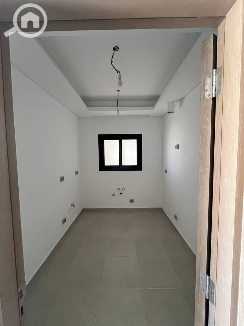 2 df2d49b6-0352-4d87-8066-62967303044c. jpg