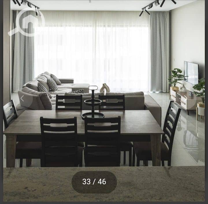 4 5ff460c7-4410-483c-9cfe-e209bf5ea60a. jpeg