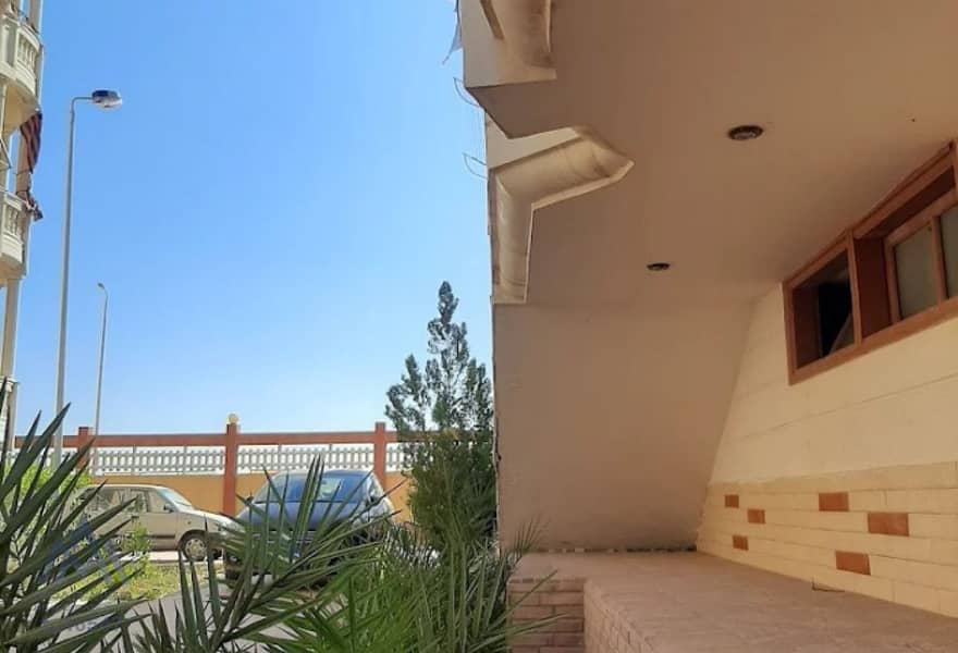 5 8505a5f9-6a4a-476e-aa5d-871ddba085fe. jpg