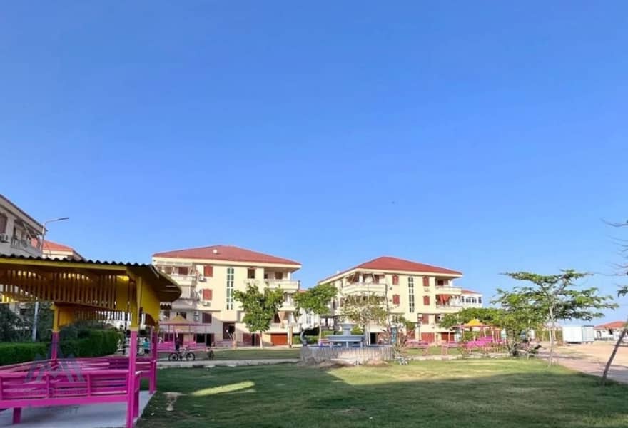 8 d4ce549c-57da-4f5c-a265-9e3ec8536cf4. jpg