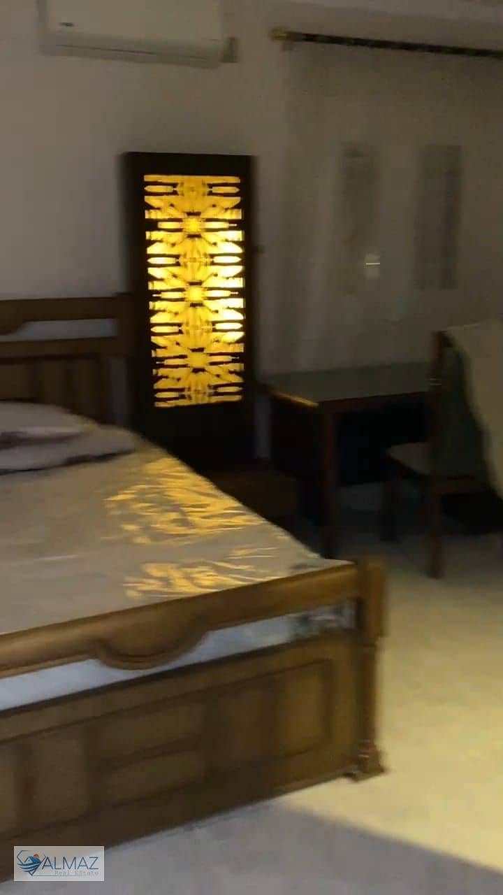 40 WhatsApp Image 2025-12-07 at 11.43. 24 AM (2). jpeg