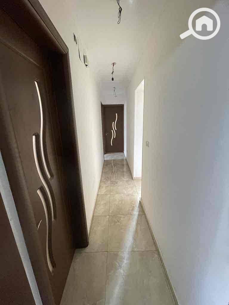 6 4a817d5c-26e2-4835-9ea4-db22ab3135bf. jpg