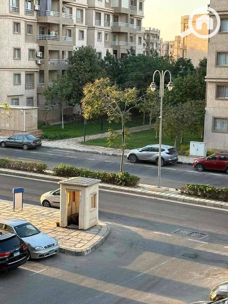 10 9a5b5a67-ff91-4604-9ff7-f6f882ff6bcb. jpg