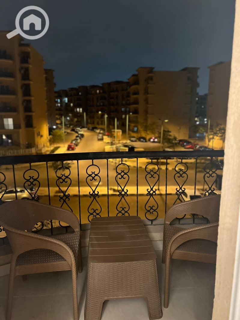 10 a0cf99dc-e8f9-462e-b54c-6070a8a48c59. jpeg