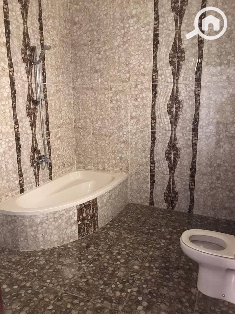 17 fc5844cb-93a8-412f-95ea-b59b7594a088. jpg