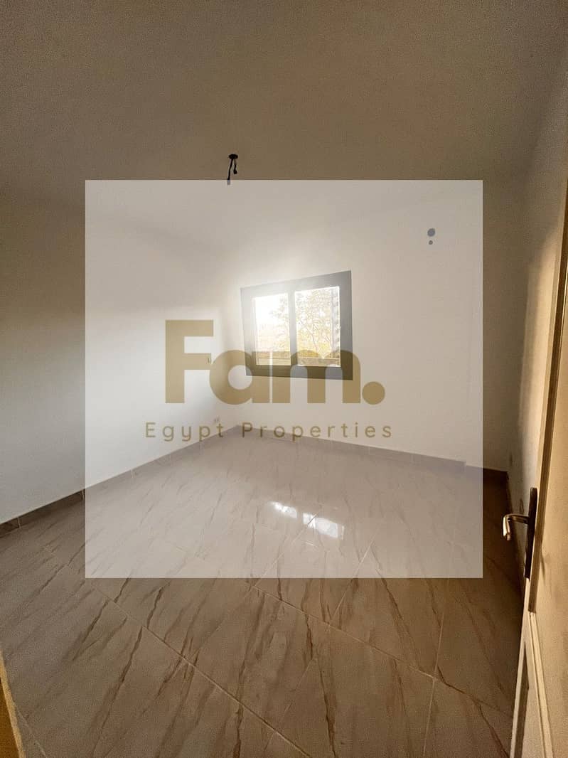 7 d6c87b3d-7e1b-4935-864b-b34c21f44d52. jpg