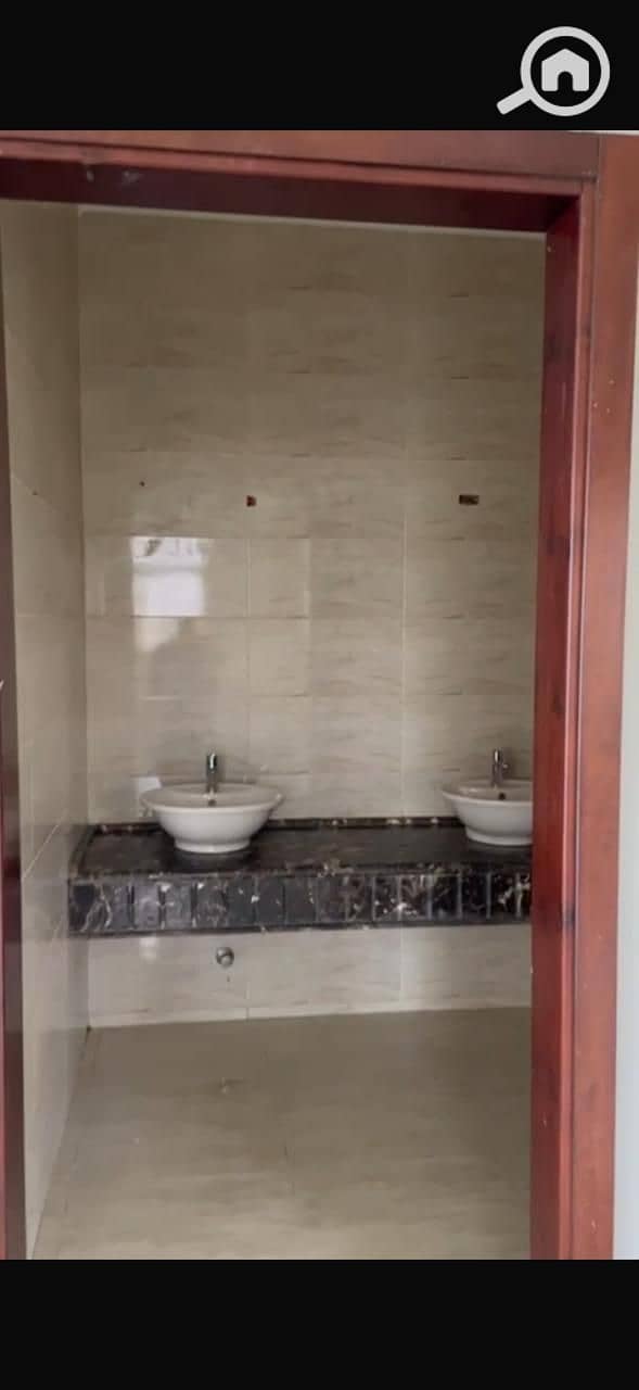 8 WhatsApp Image 2025-12-07 at 11.44. 34 AM (3). jpeg