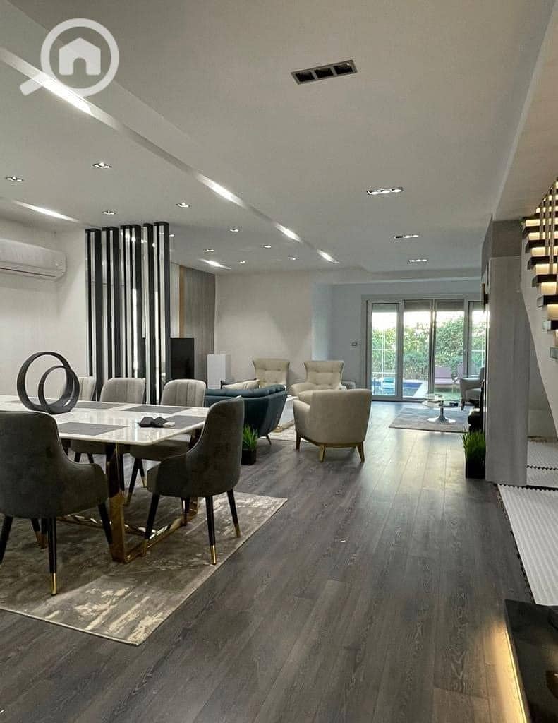 9 438239924_337490339346929_2675667098364380682_n. jpg