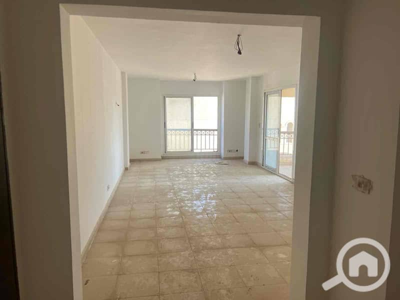 8 4be8bf7d-66ef-4377-8d68-73d63b7792de. jpg