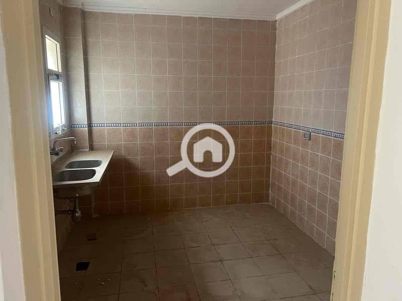 10 4c1efb64-7b78-48bc-b29b-751c96526d91. jpg