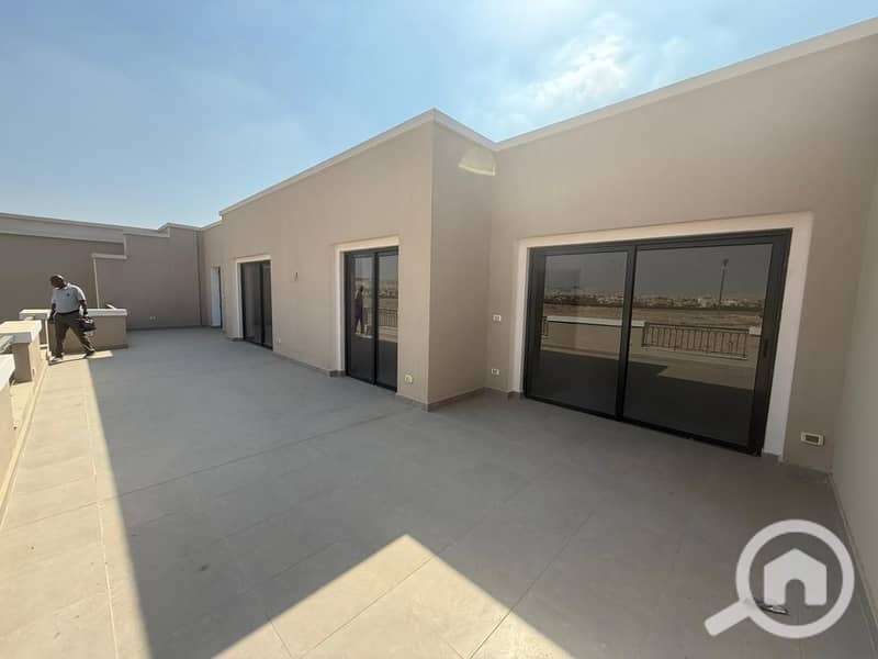 4 69c6c39b-1056-4038-bc5e-57f0ba9f3071. jpg