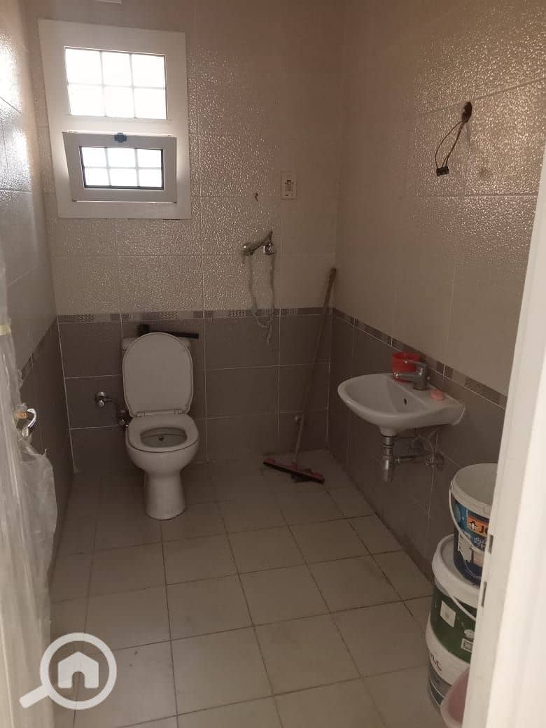 15 eccb12f4-2240-4ff8-80cd-4825f11c0a4a. jpeg