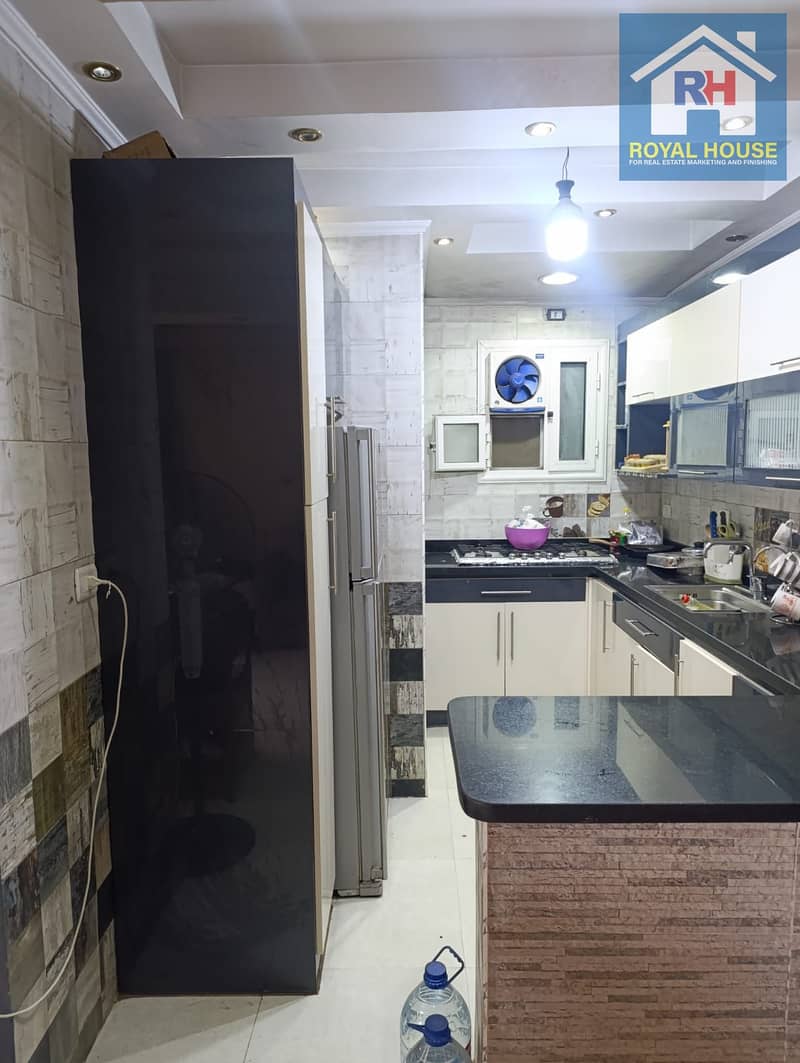 8 10b9f3e1-b896-4f31-b97c-aa1ca449040c. jpeg