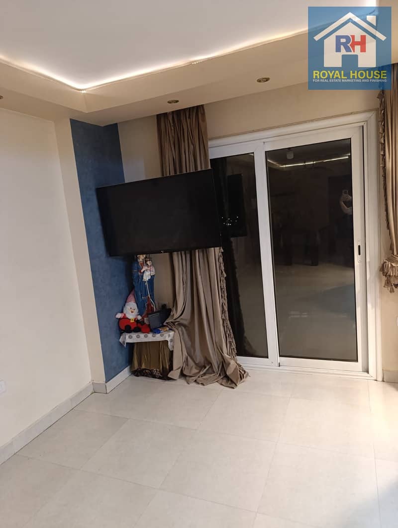 10 b8b819b3-4d67-4b07-9aa3-5c2b26c72463. jpeg