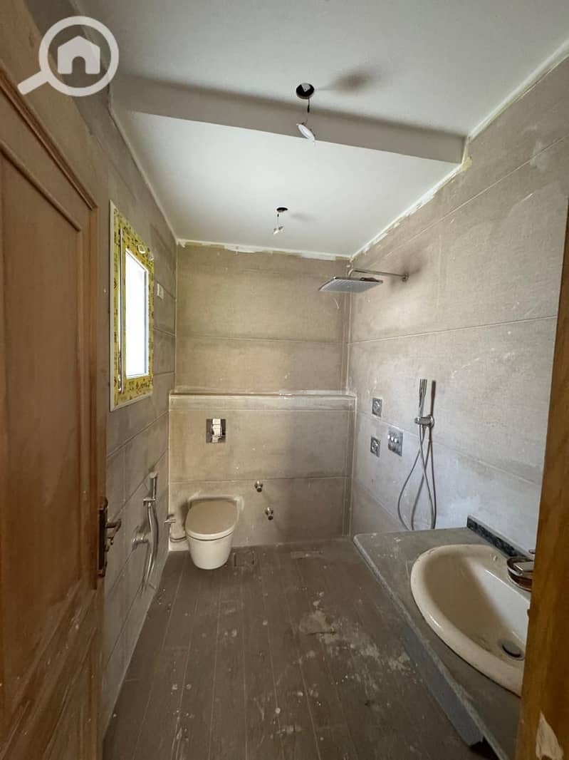 12 fd3455cb-1c27-4ac7-956a-ee95f345cdb3. jpeg