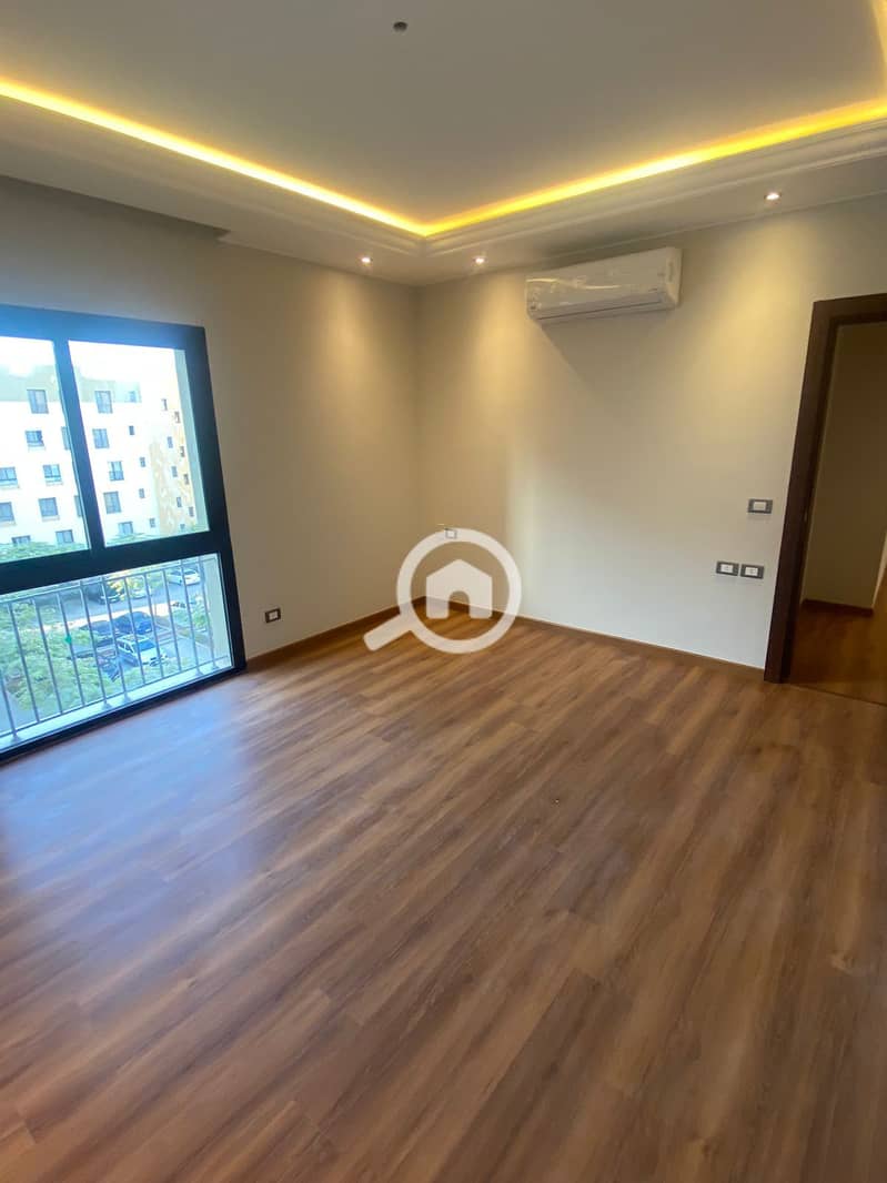 5 WhatsApp Image 2025-12-05 at 3.51. 40 PM (1). jpeg