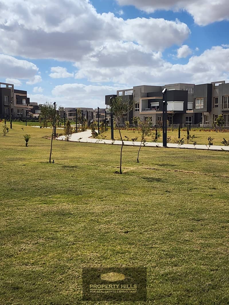 13 da00dbc9-8ca1-4353-89f1-ffe3990913db. jpeg