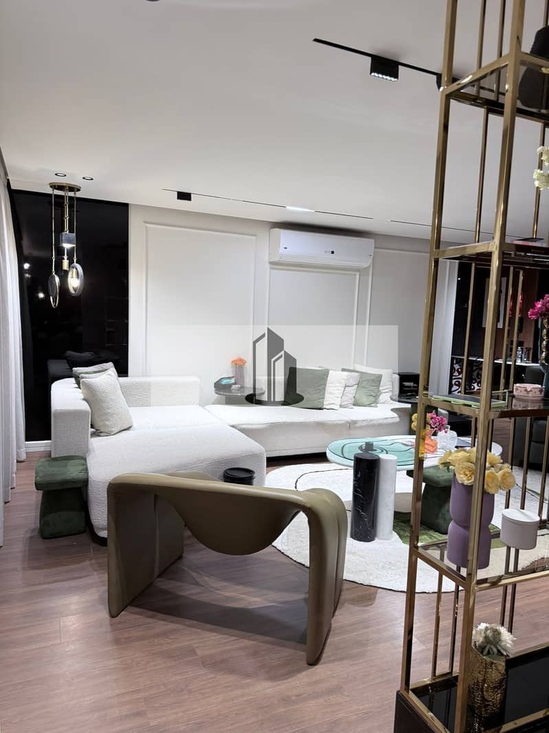 2 WhatsApp Image 2025-12-06 at 18.32. 19 (1). jpeg