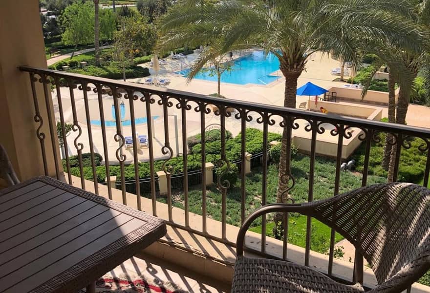 4 920cf15d-dd7f-4a74-80a1-e60a36f5a21c. jpg