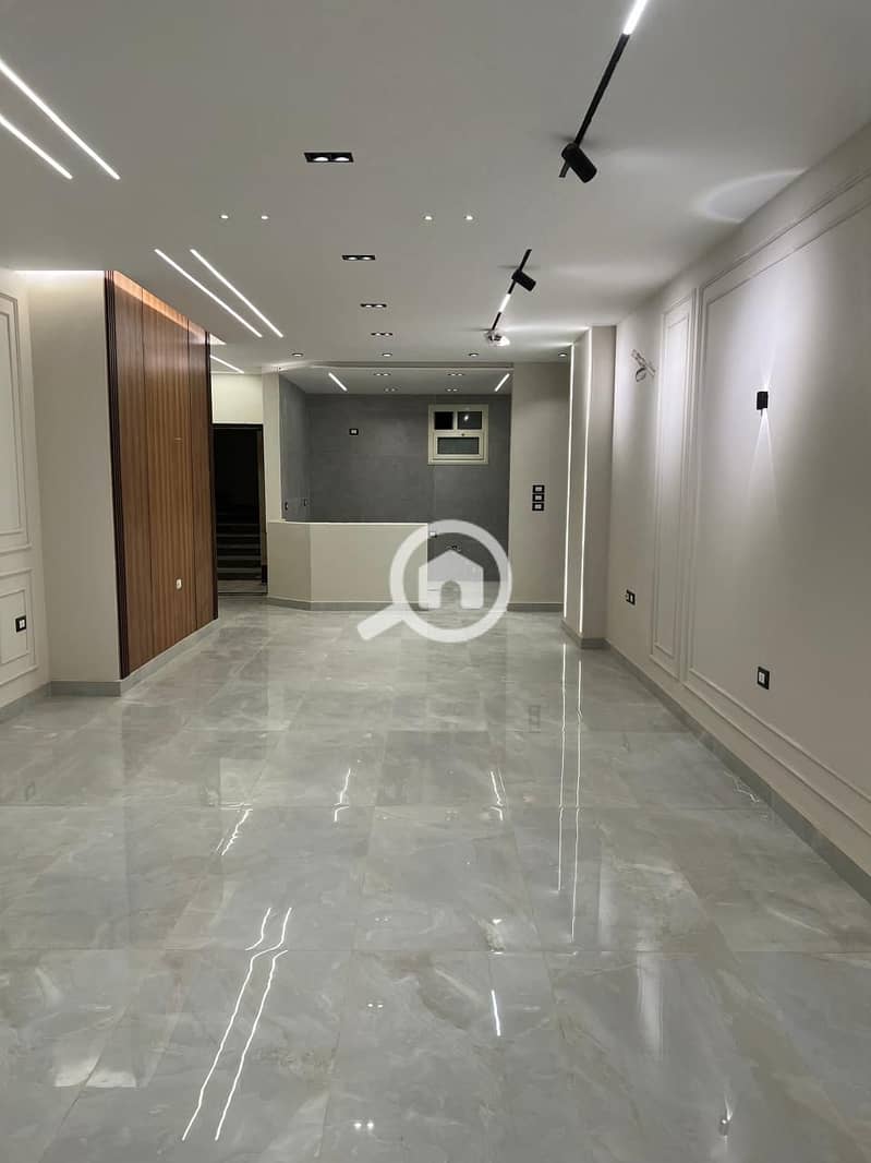 9 ca9d1111-8145-4176-a0a1-97ea7c21160e. jpg