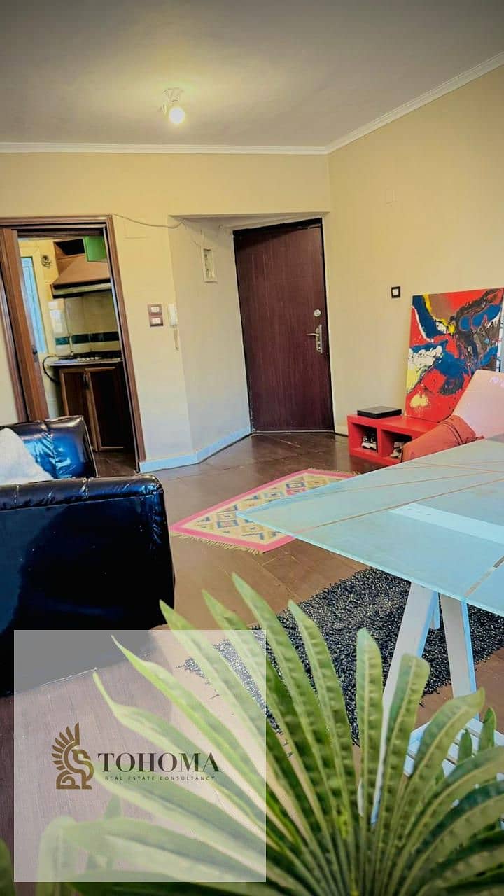 4 81e766a1-2b70-4415-badb-2614b9dc7a16. jpg