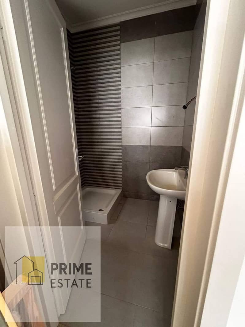 4 WhatsApp Image 2025-06-28 at 20.41. 07_1e1ffcec. jpg