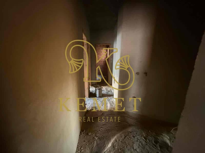 8 182362eb-9bb4-4588-ae5d-66e408b2cc01. jpg