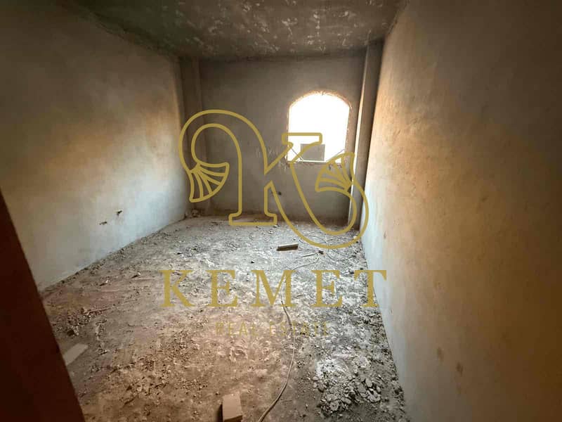 9 ec4e94ff-b64b-417e-8437-5705d213cd68. jpg