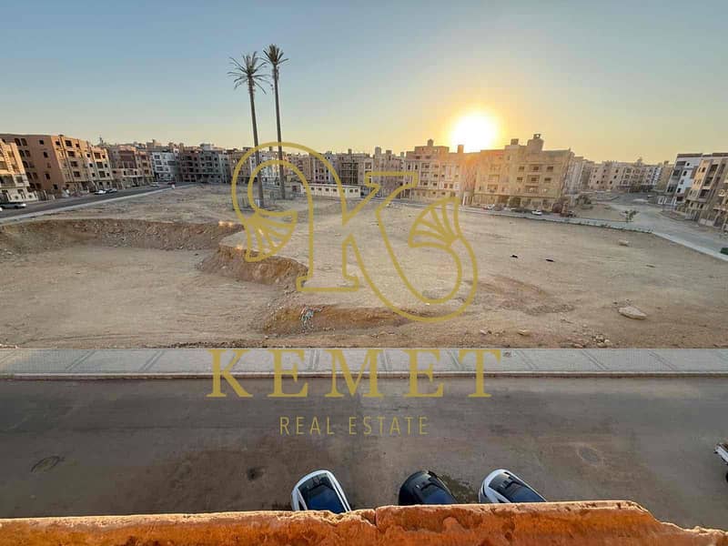 10 604a5604-5be8-4002-b972-f55b70909eb8. jpg