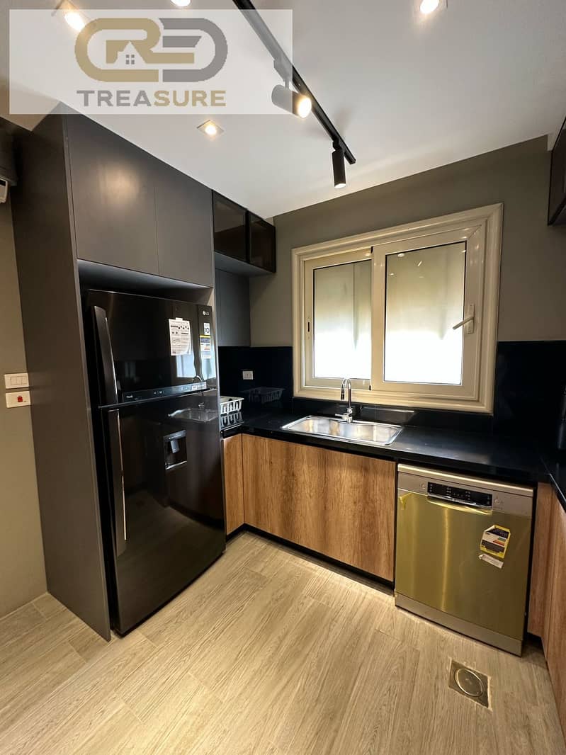 8 WhatsApp Image 2025-12-07 at 12.37. 20 PM (1). jpeg