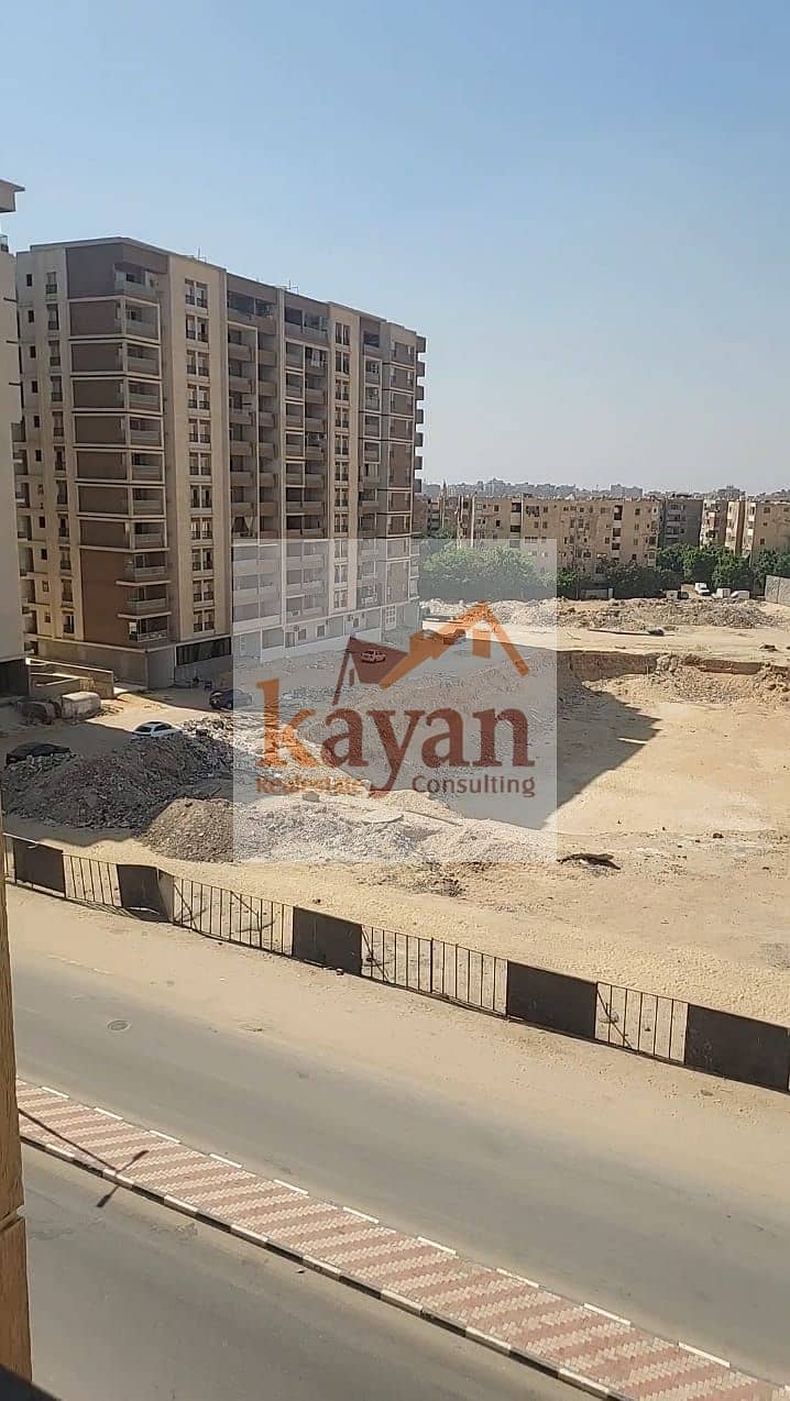 8 d7f2024b-e684-4a81-9636-4b3010f8c61d. jpg