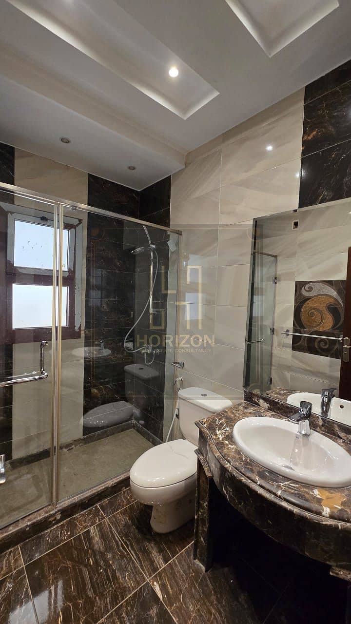 5 WhatsApp Image 2025-12-07 at 12.45. 21 PM (2). jpeg