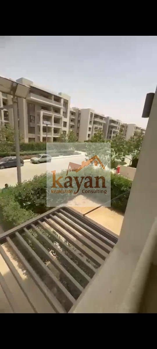 2 8b54bf7c-6061-4aac-8288-51bc297eb551. jpg