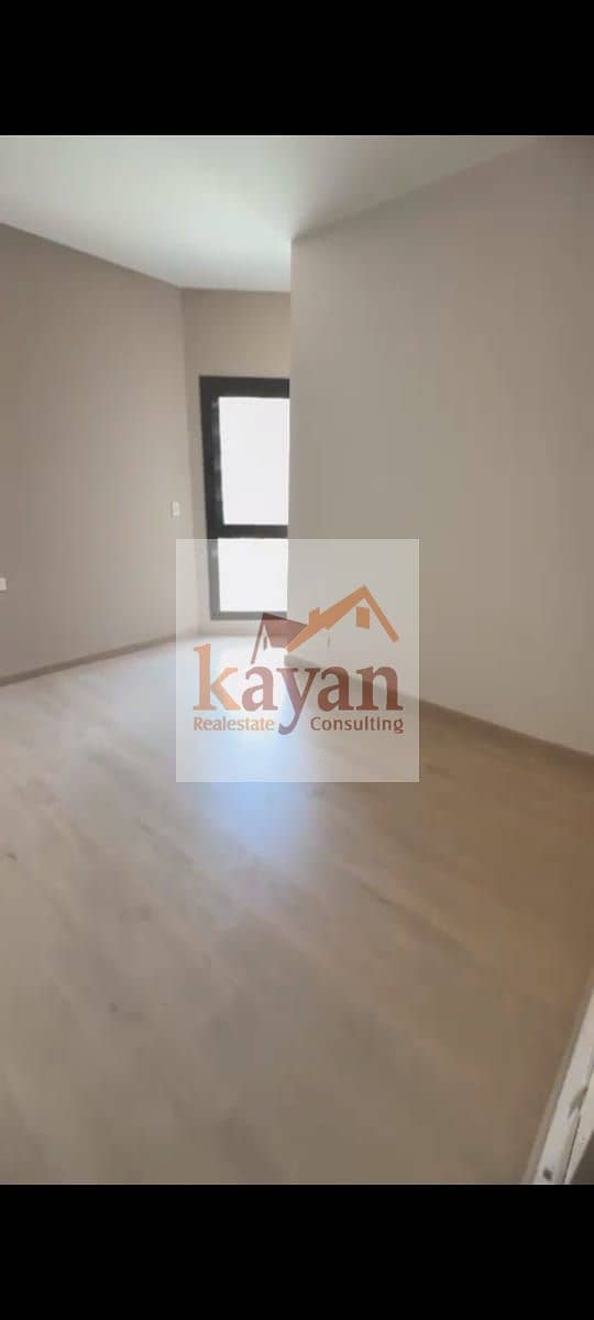 4 1dc28521-87c2-4087-b15f-f8c19507354d. jpg