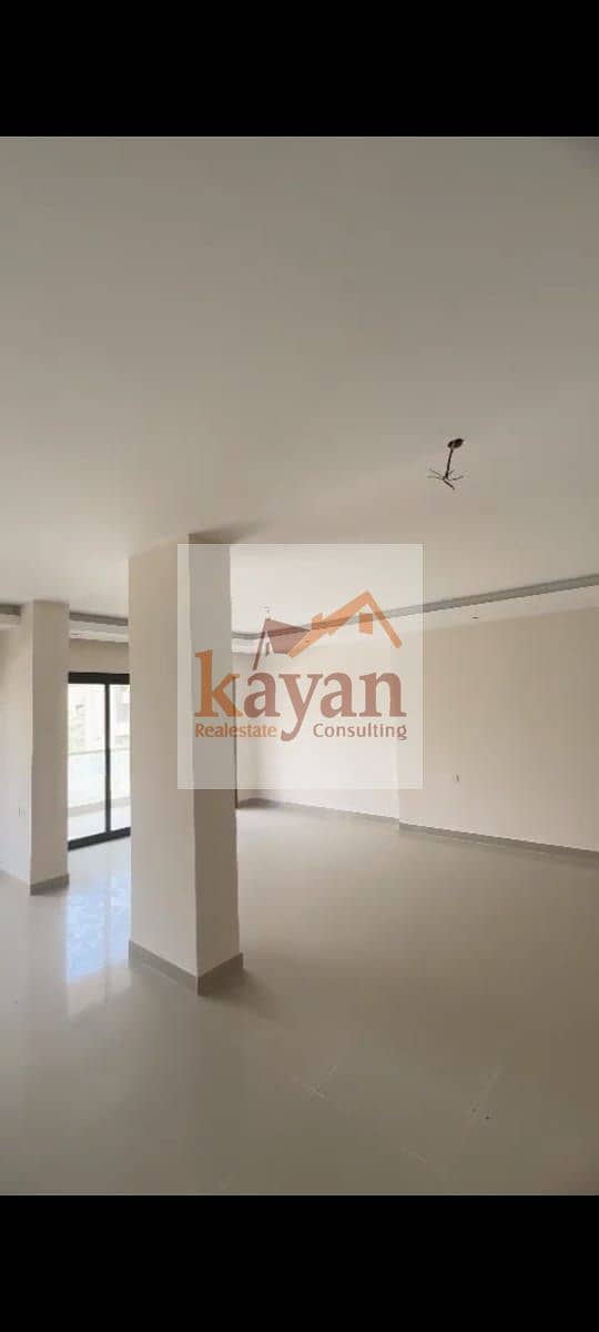 8 86983275-2d3c-4965-aa94-604de70dd80a. jpg