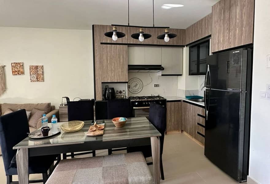 4 506f651f-9f0e-4d2e-9e66-e49ec14b4587. jpg