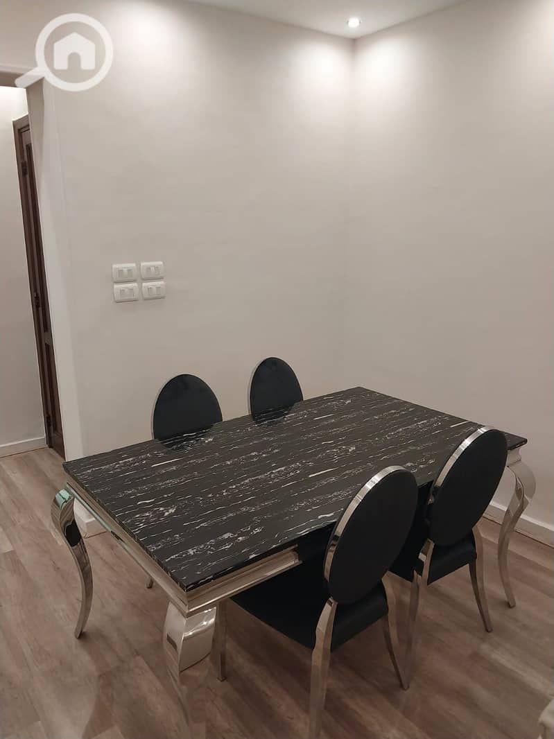 4 WhatsApp Image 2025-12-07 at 12.27. 18. jpeg