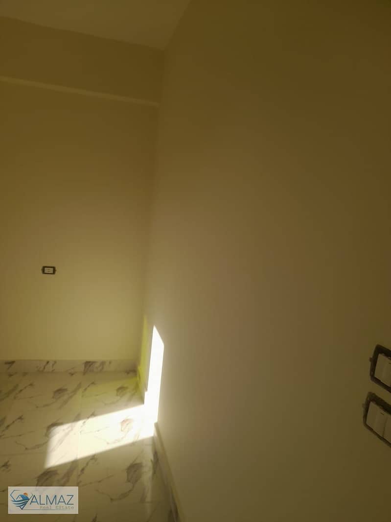 9 WhatsApp Image 2025-12-07 at 11.51. 47 AM (2). jpeg